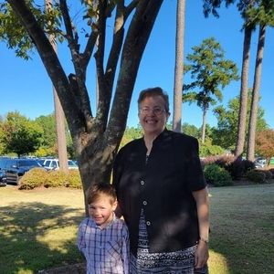 Meet your Posher, Beverly